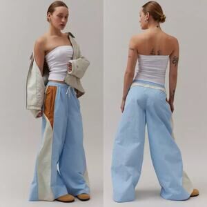 NEW BDG Adrienne Nylon Color Block Wide Leg Track Pants XS Blue Tan White